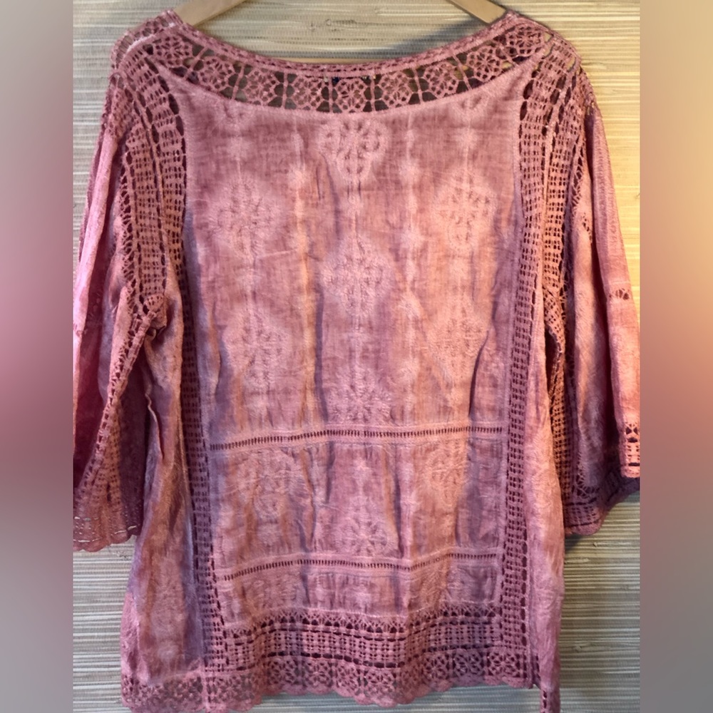 DEMOCRACY boho lace trim top sz M Beautiful mauve color Bell sleeves 💯 cotton - Picture 2 of 5